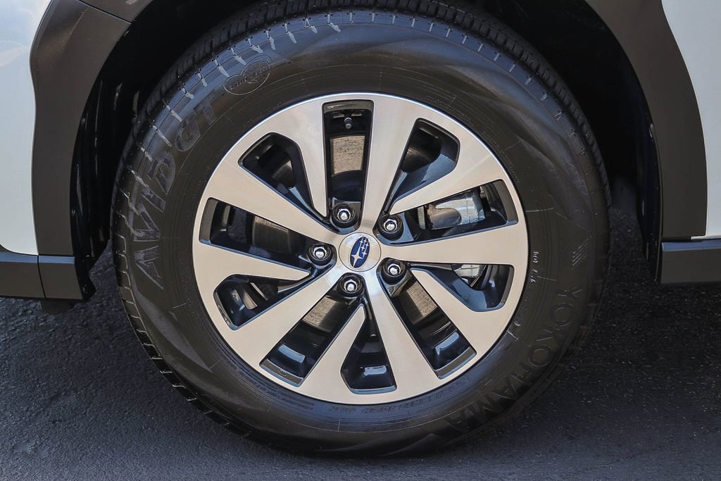 Certified 2024 Subaru Outback Premium AWD/4WD image 11
