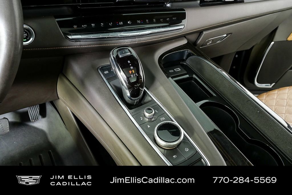 Used 2023 Cadillac Escalade Sport w/ LPO, ONYX Package image 19