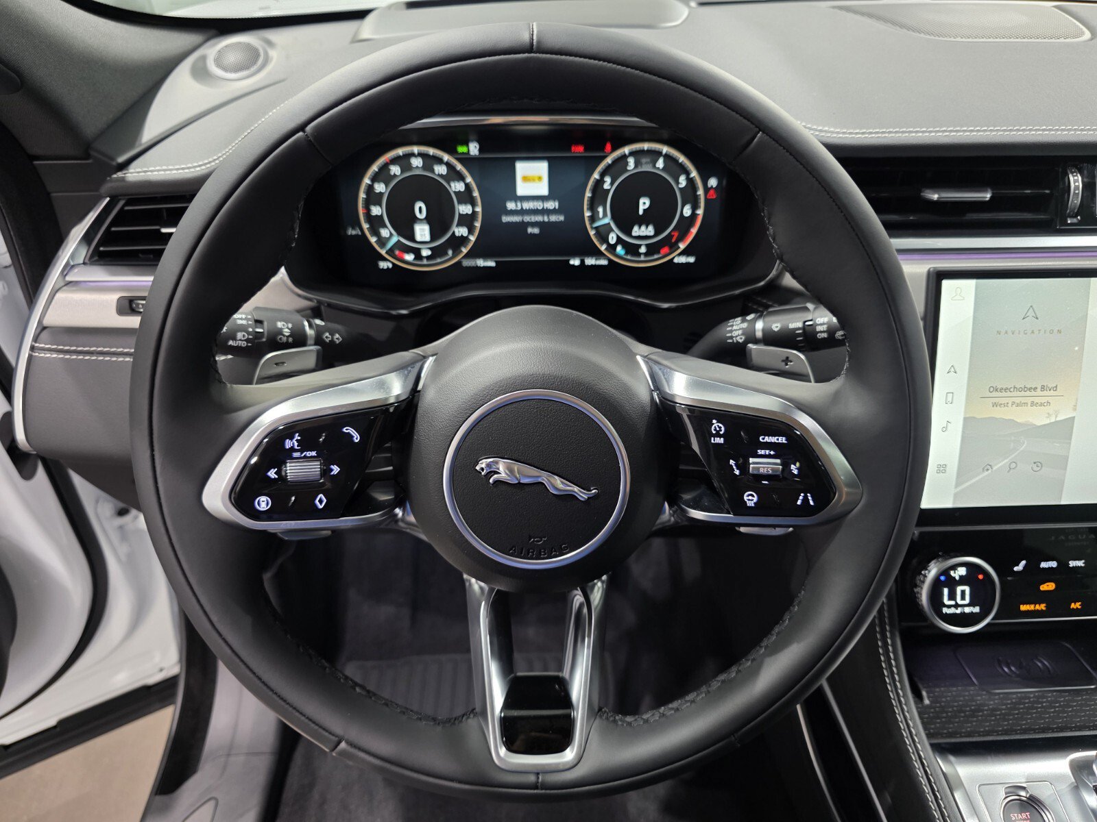 New 2026 Jaguar F-PACE R-Dynamic S AWD/4WD image 15