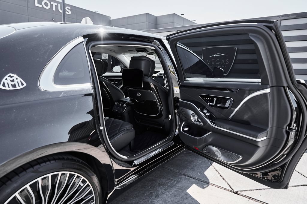 Used 2023 Mercedes-Benz Maybach S 680 4MATIC image 27