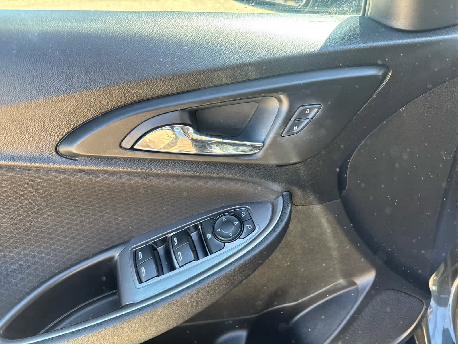 Used 2016 Chevrolet Malibu LT FWD image 20