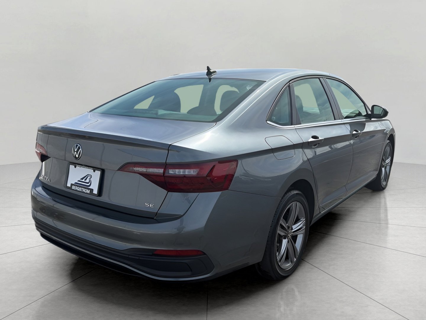 Used 2022 Volkswagen Jetta SE FWD image 8