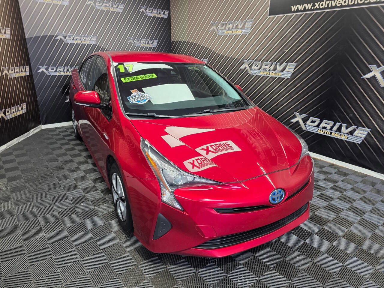 Used 2017 Toyota Prius Three FWD image 7