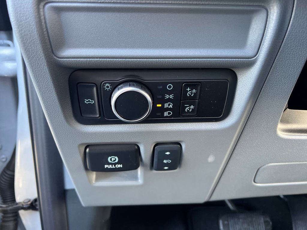 Used 2025 Ford F150 Lightning Flash image 14