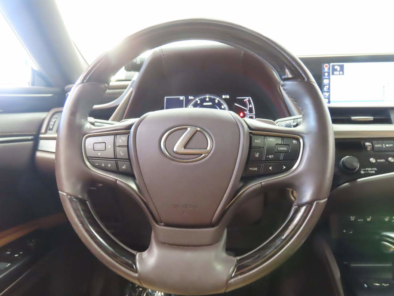 Used 2019 Lexus ES 350 w/ Premium Package image 7
