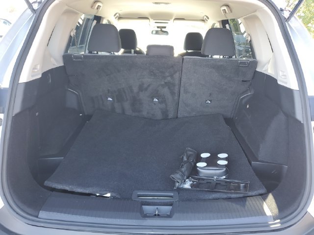 Used 2022 Nissan Rogue SV FWD image 8