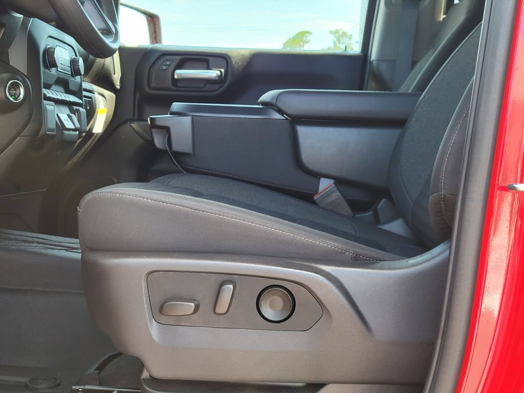 New 2025 Chevrolet Silverado 1500 Custom AWD/4WD image 22