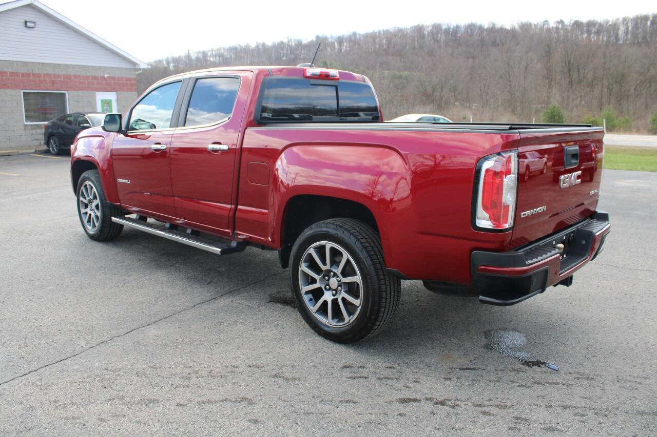 Used 2019 GMC Canyon Denali image 3