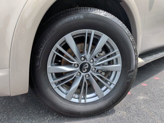 Used 2022 INFINITI QX80 Luxe w/ All-Season Package AWD/4WD image 10