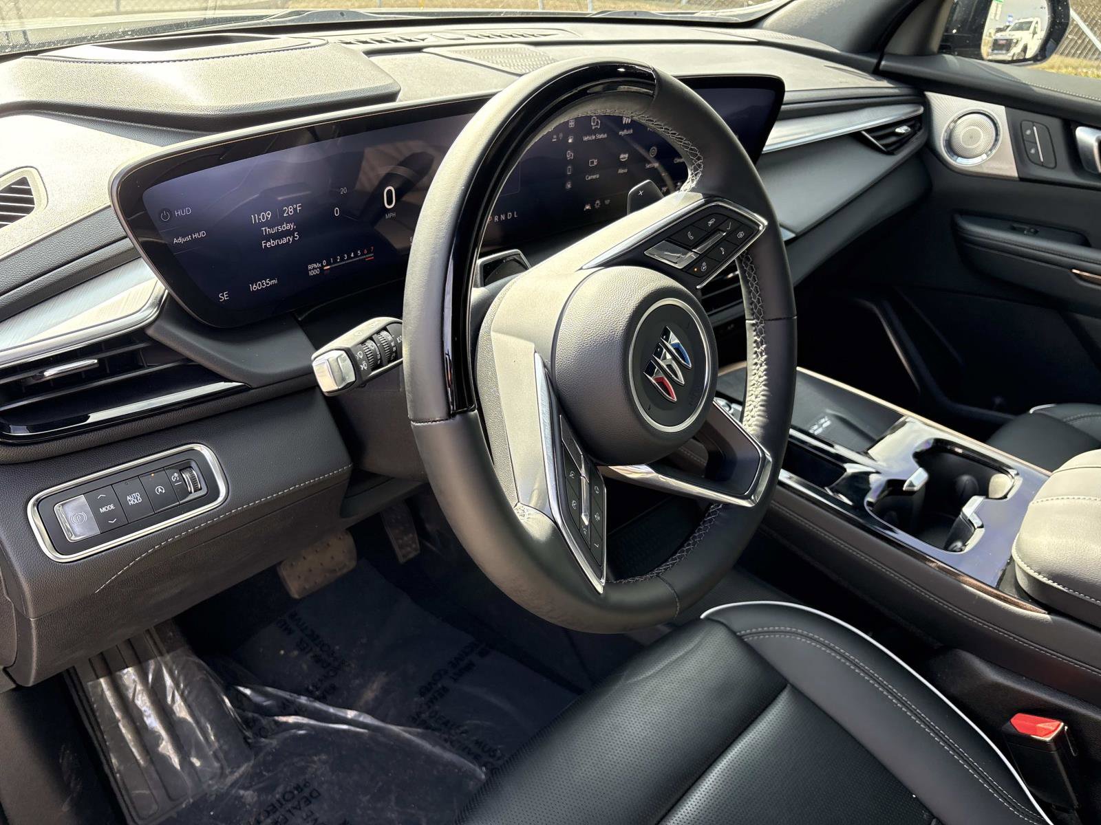 Certified 2025 Buick Enclave Avenir w/ Super Cruise Package image 19