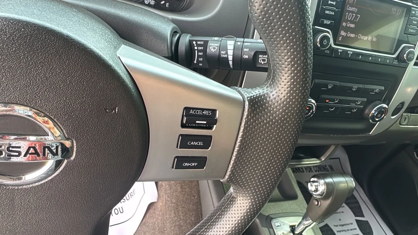 Used 2015 Nissan Xterra S RWD image 14