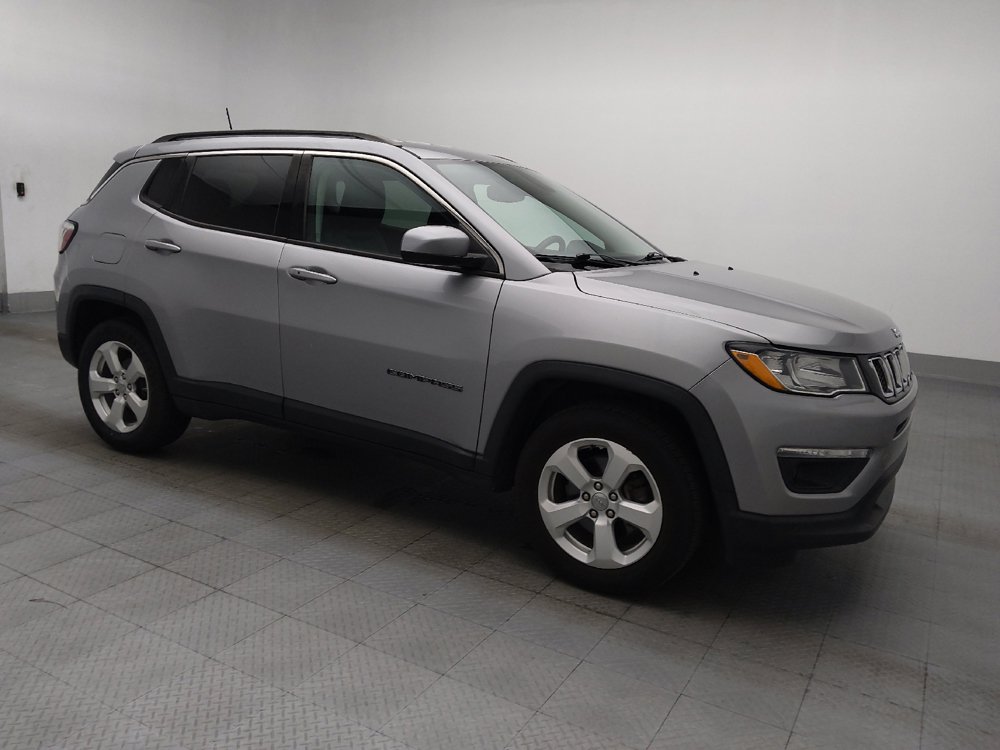 Used 2018 Jeep Compass Latitude w/ Popular Equipment Group FWD image 11