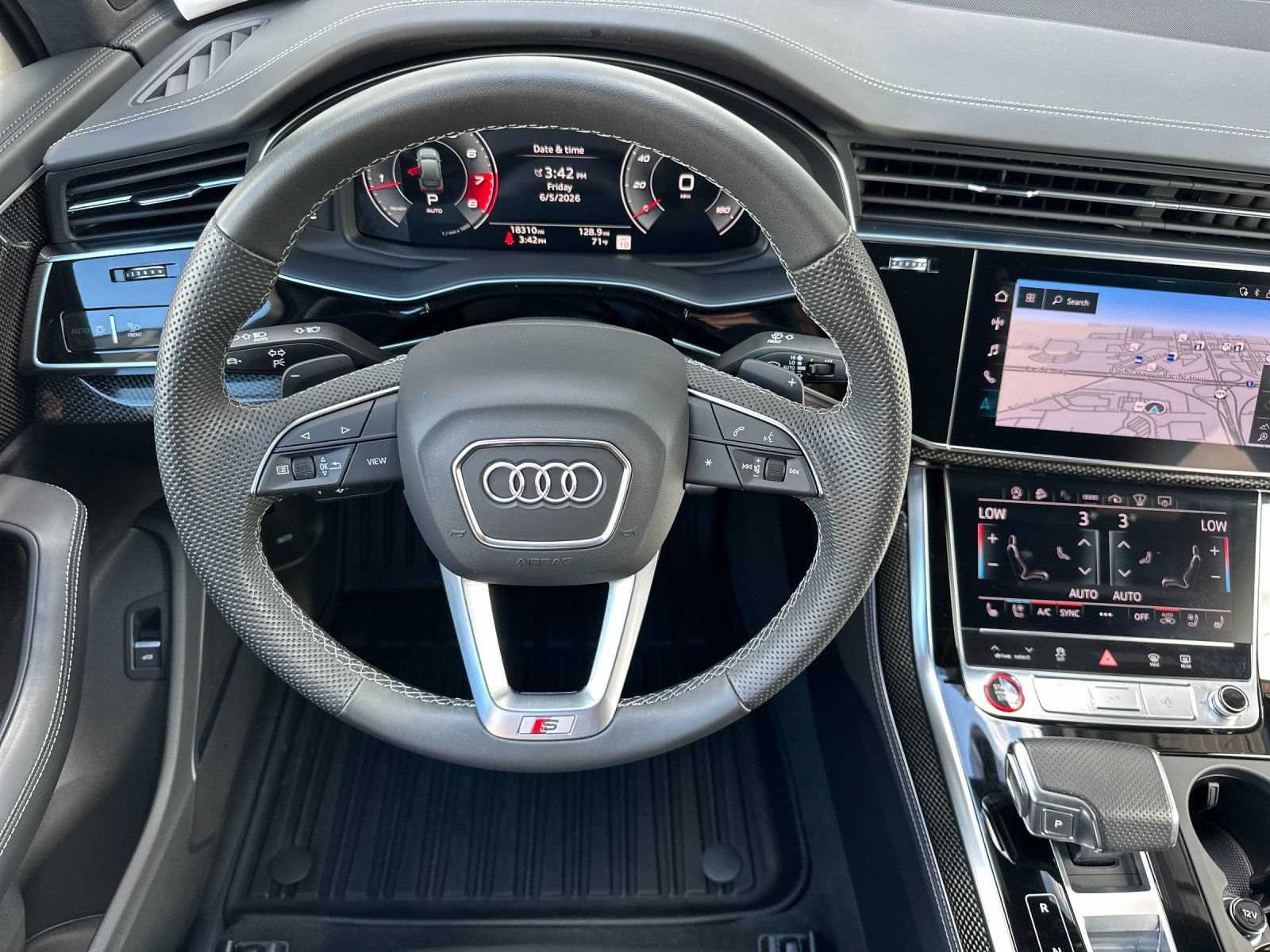 Used 2024 Audi SQ7 Prestige AWD/4WD image 15