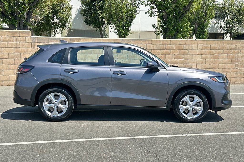 Certified 2024 Honda HR-V LX image 3