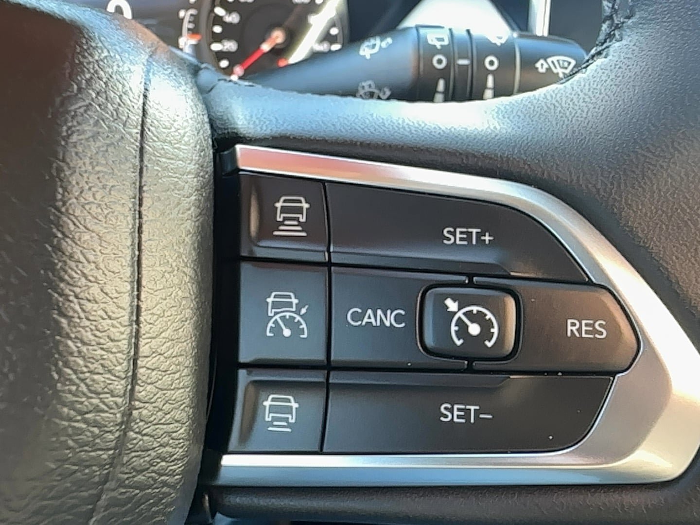Used 2024 Jeep Compass Limited AWD/4WD image 18