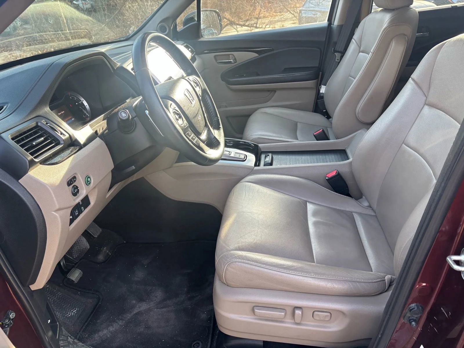 Used 2018 Honda Pilot Touring image 25