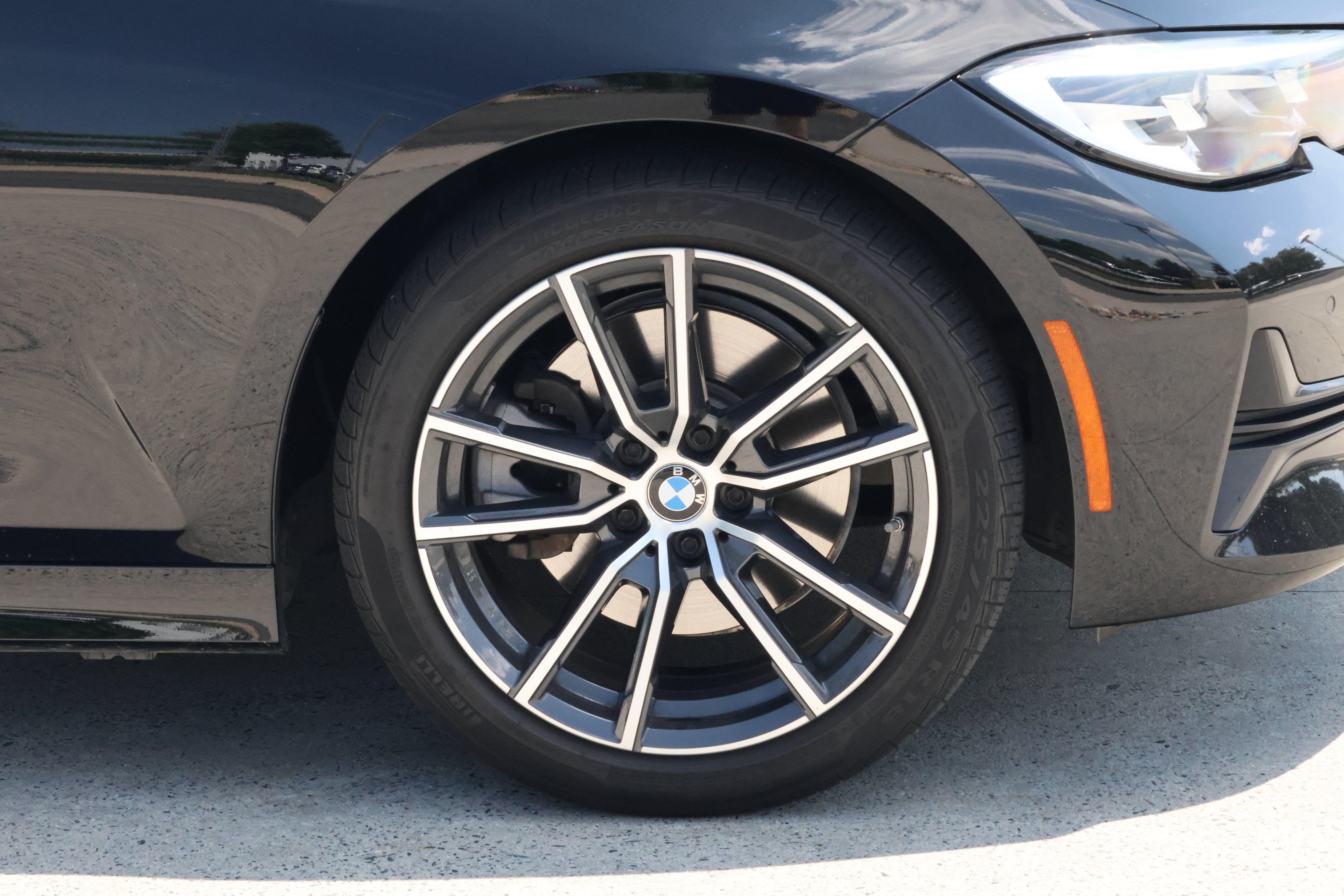 Used 2020 BMW 330i Sedan w/ Driving Assistance Package RWD image 11