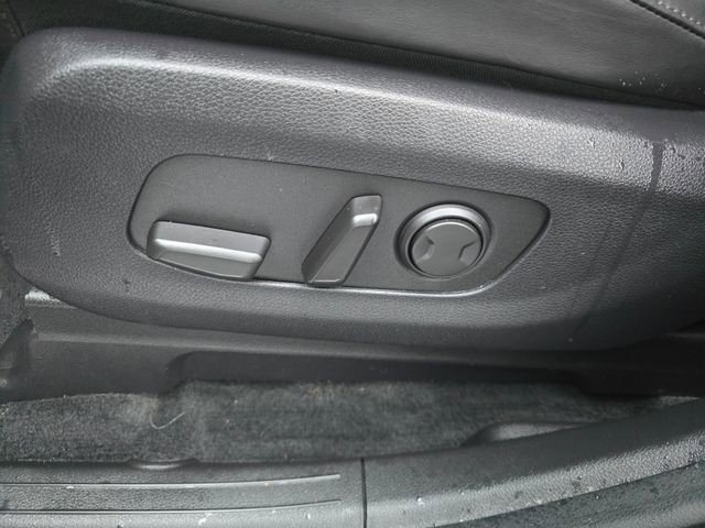 Certified 2022 Kia Carnival LX image 28