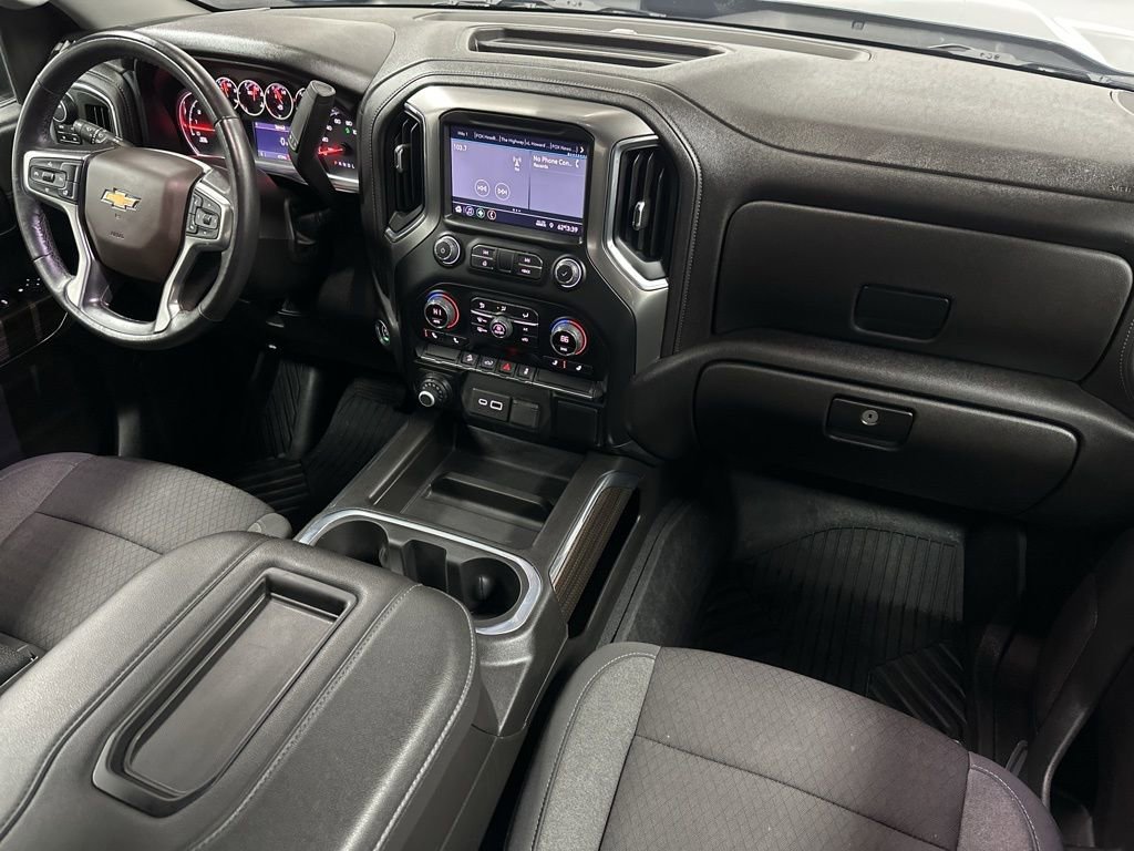 Used 2022 Chevrolet Silverado 1500 LT Trail Boss w/ Bed Protection Package image 12
