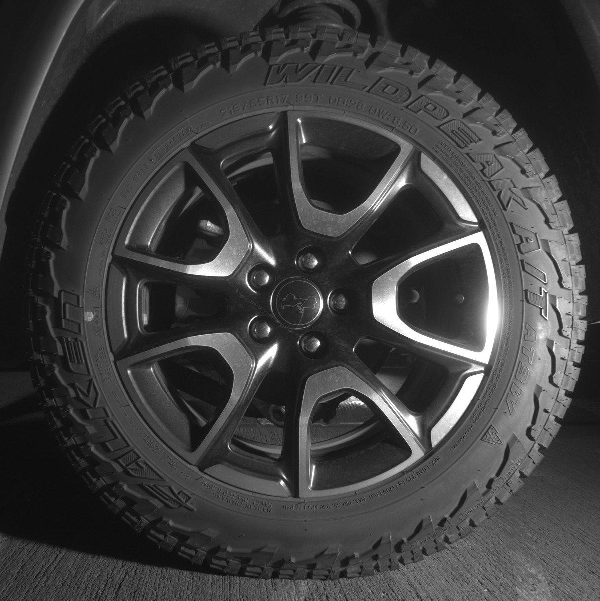Used 2025 Jeep Compass Trailhawk image 14