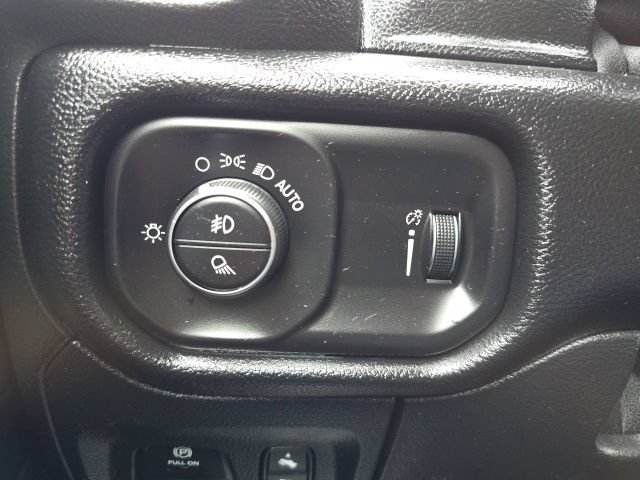 Used 2021 RAM 1500 Big Horn AWD/4WD image 11