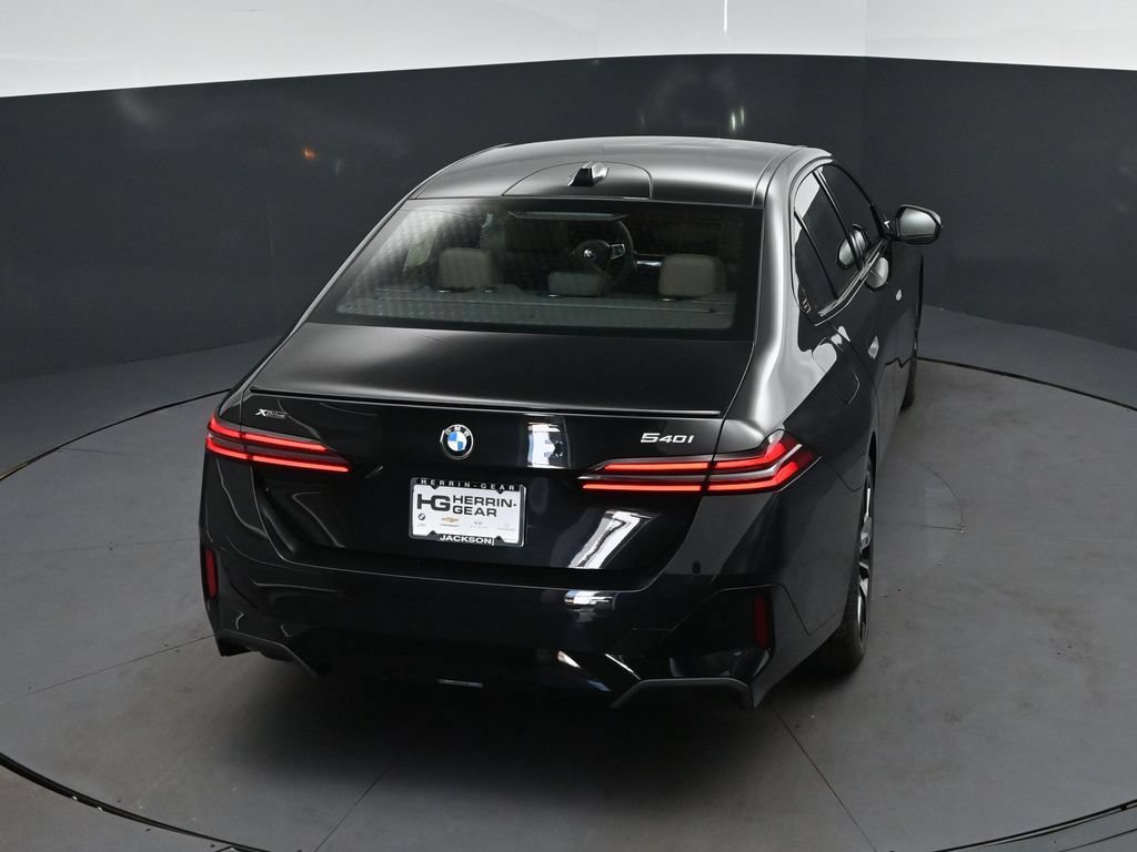 New 2027 BMW 540i xDrive w/ Executive Package AWD/4WD image 34