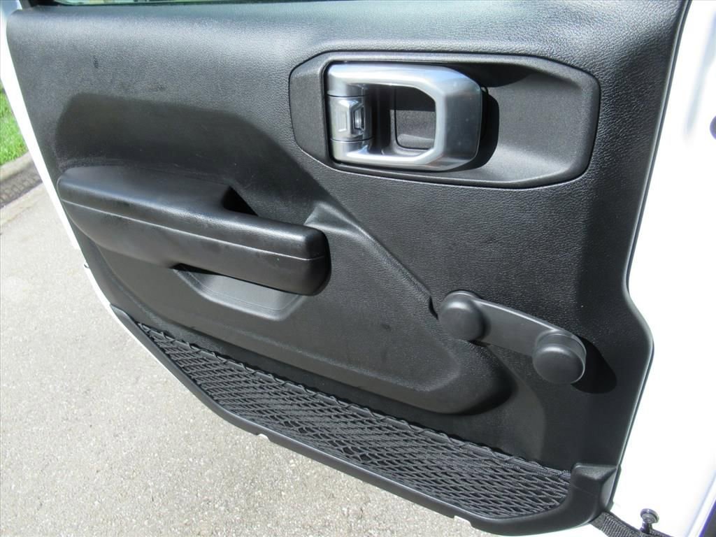 Used 2021 Jeep Wrangler Unlimited Sport image 26