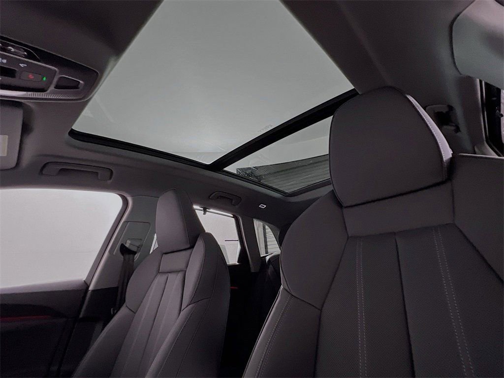 New 2025 Audi Q5 Premium Plus image 12