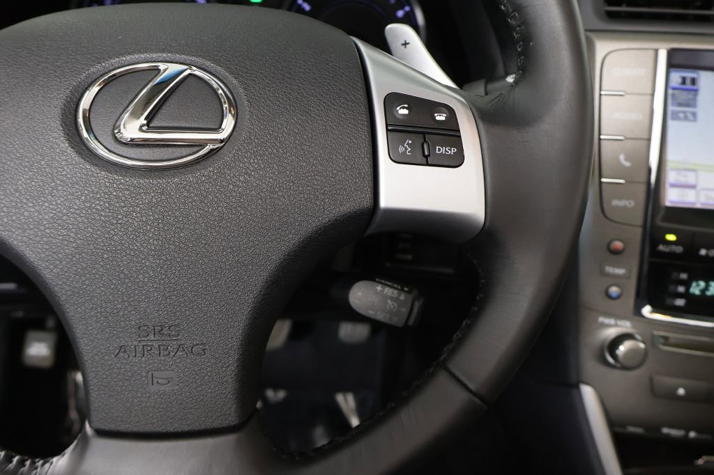 Used 2014 Lexus IS 250C 250 w/ Luxury Package image 42