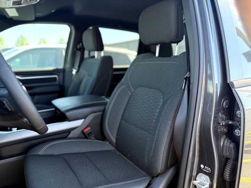 Used 2026 RAM 1500 Big Horn AWD/4WD image 3