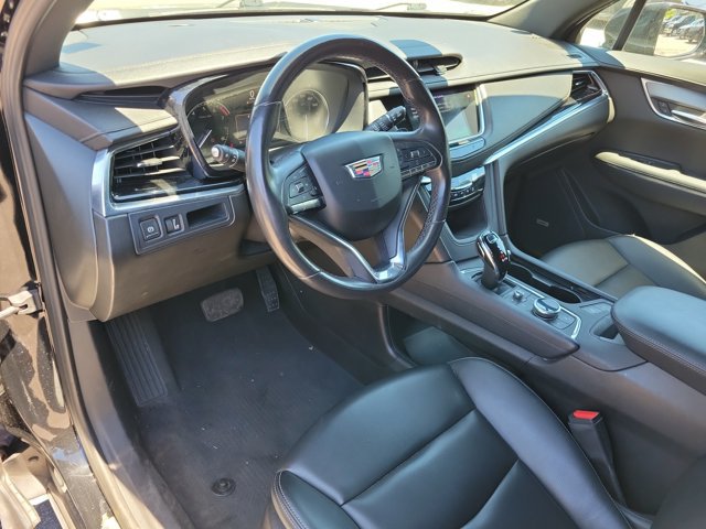 Used 2023 Cadillac XT6 Luxury FWD image 5