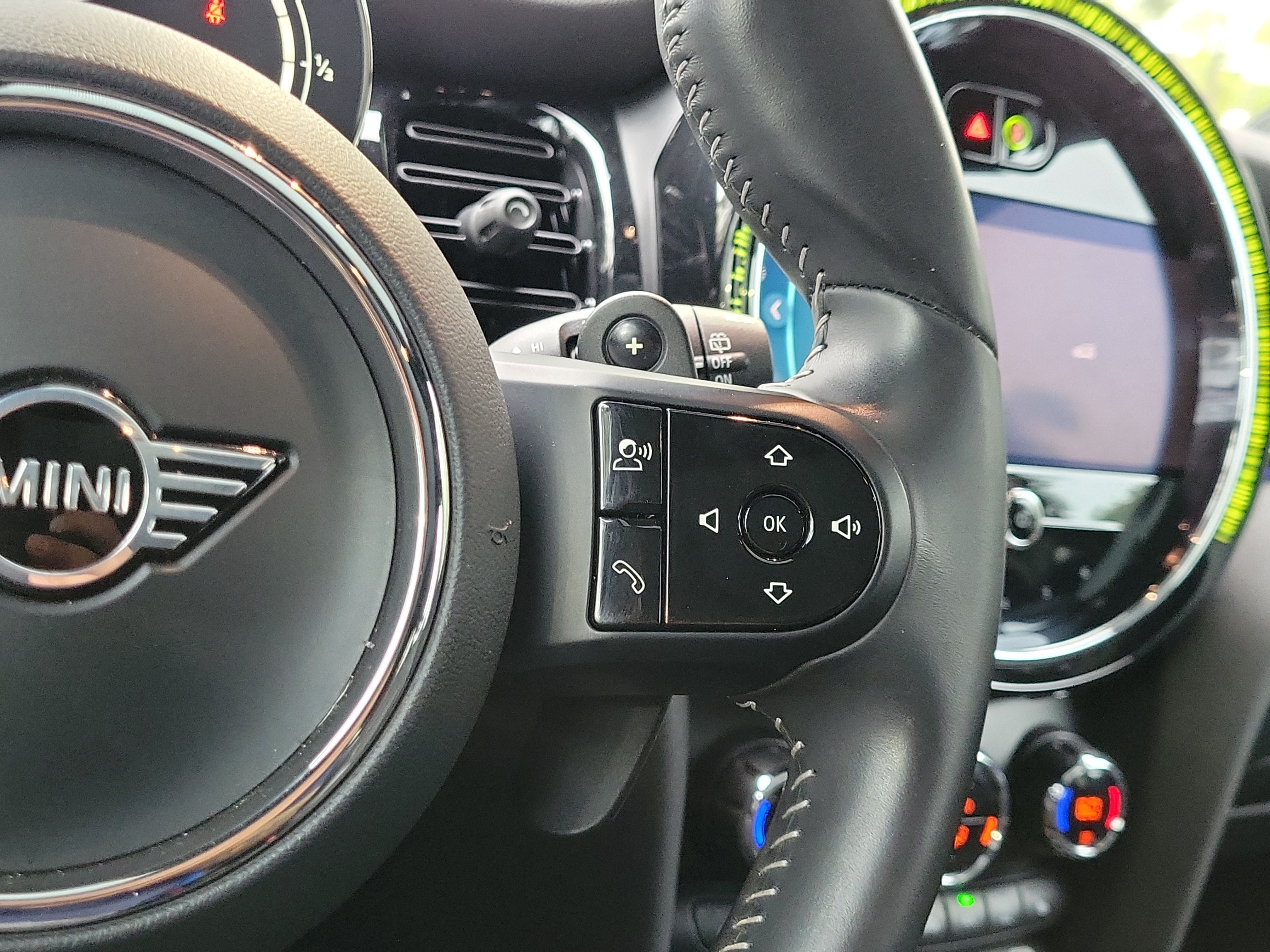 Used 2022 MINI Cooper S FWD image 19