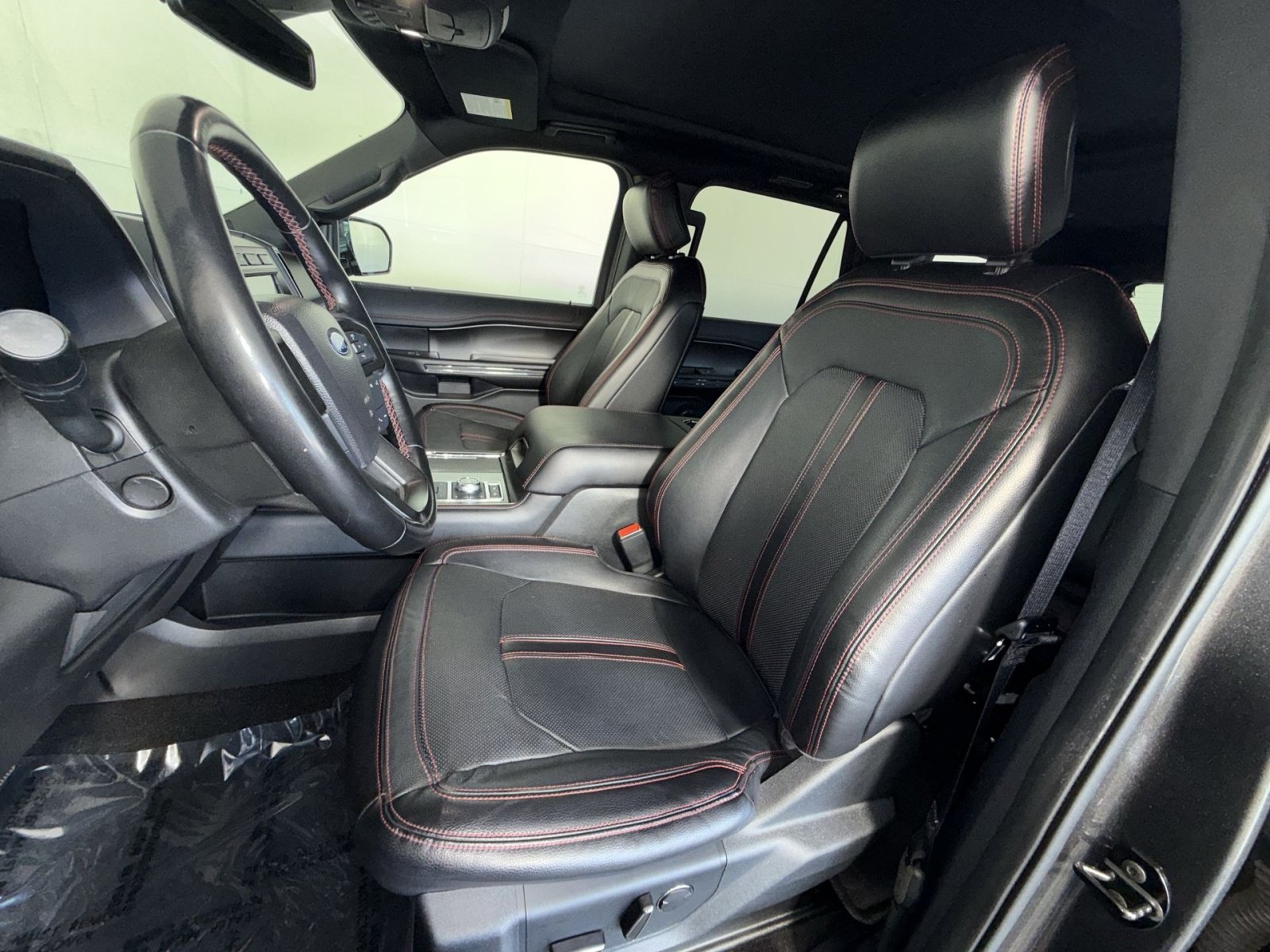Used 2020 Ford Expedition Limited w/ Equipment Group 303A AWD/4WD image 13