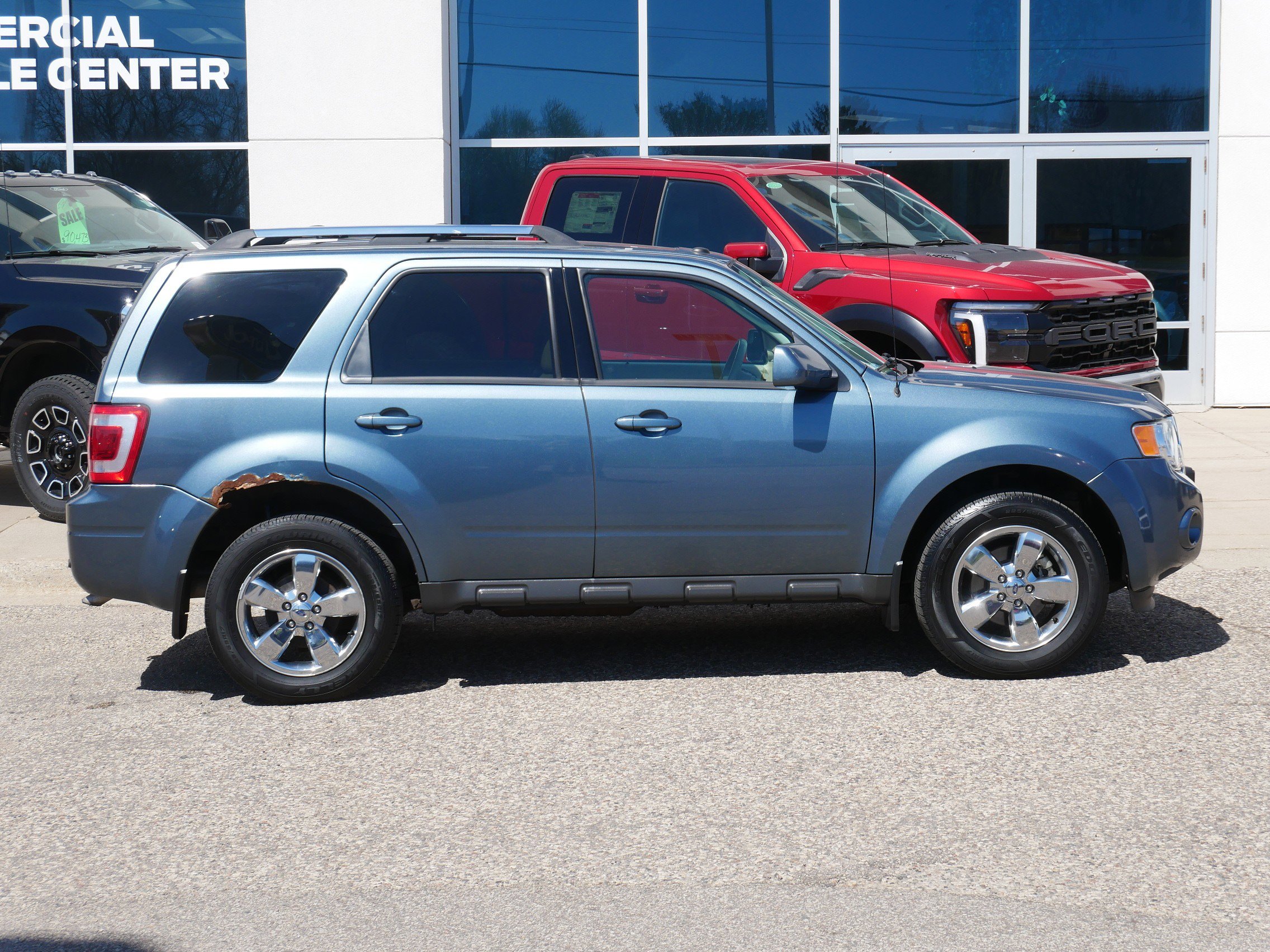 Used 2012 Ford Escape Limited AWD/4WD image 2