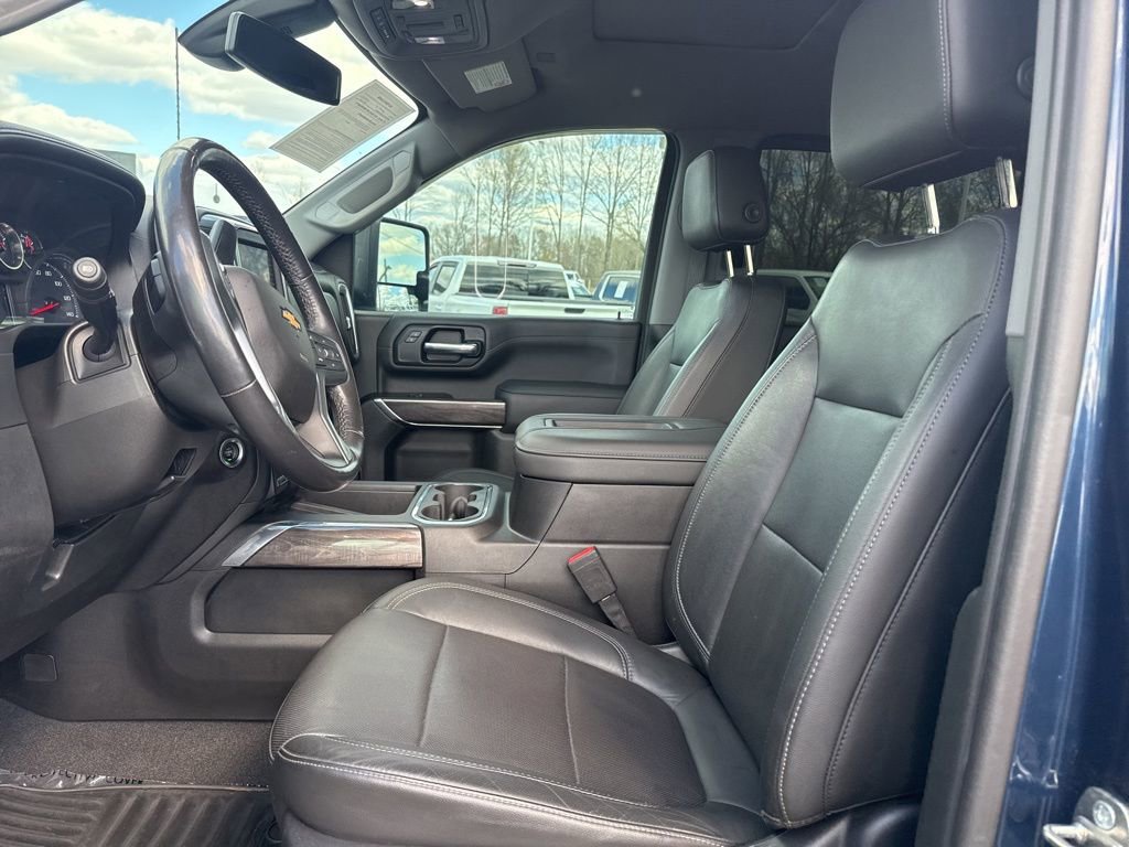 Used 2020 Chevrolet Silverado 2500 LTZ w/ LTZ Plus Package image 9