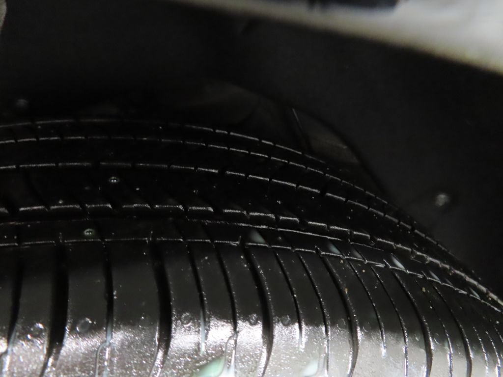 Used 2024 Hyundai Elantra SEL FWD image 33