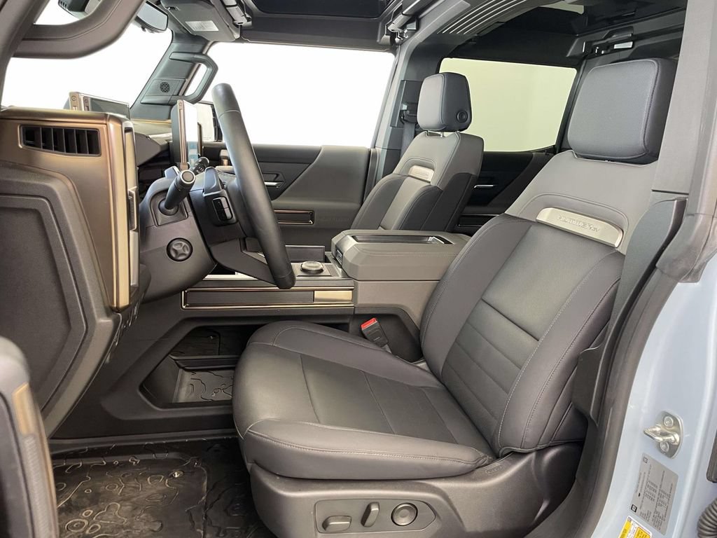 Used 2025 GMC Hummer EV 2X AWD/4WD image 14