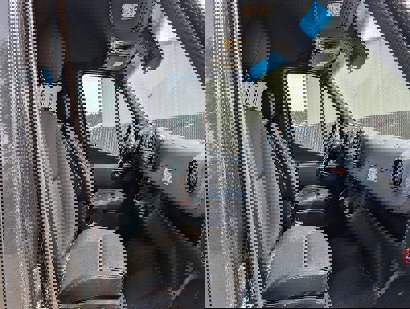 Used 2024 Mercedes-Benz Sprinter 2500 image 11