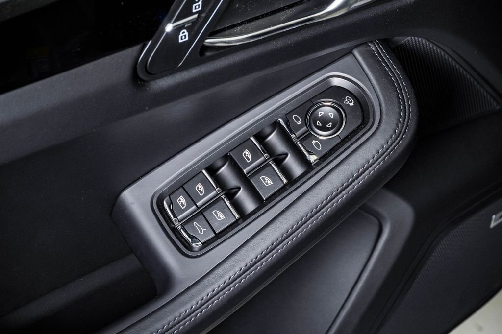 New 2026 Porsche Macan S AWD/4WD image 26