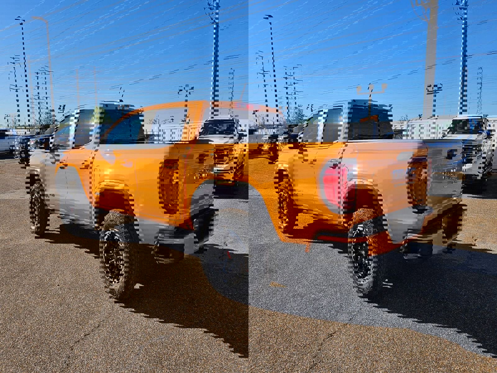 New 2026 GMC Canyon AT4 w/ AT4 Premium Package image 3