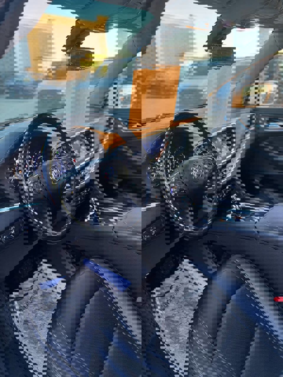 Used 2020 Buick Enclave Avenir w/ Avenir Technology Package image 11