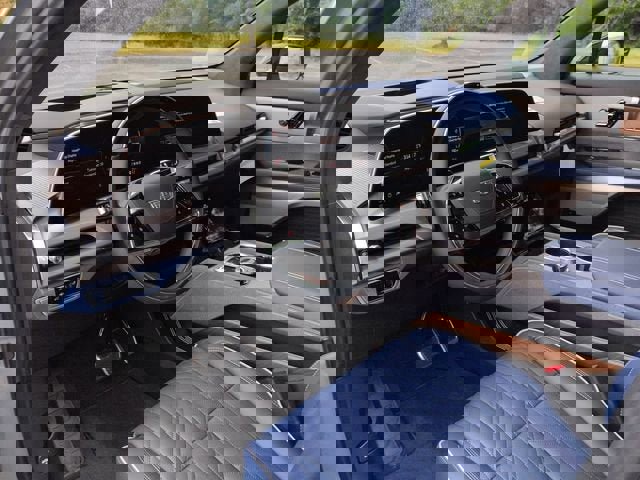 New 2026 Cadillac Vistiq Premium Luxury image 10