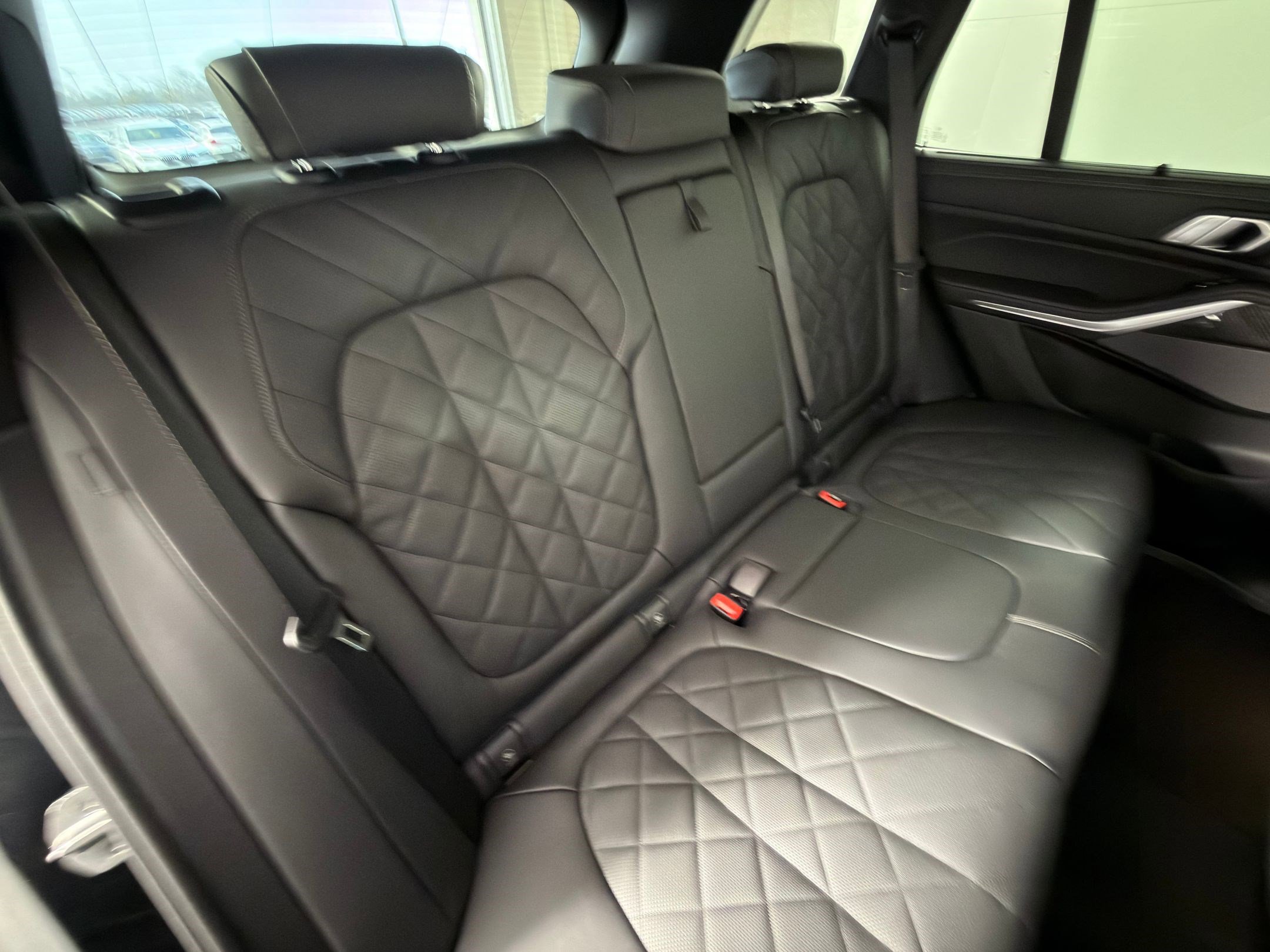 New 2026 BMW X5 M60i image 33