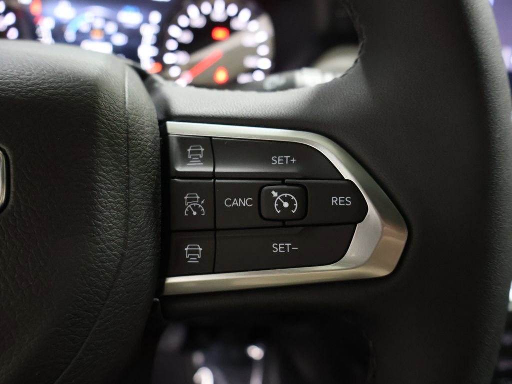 New 2026 Jeep Compass Limited image 25