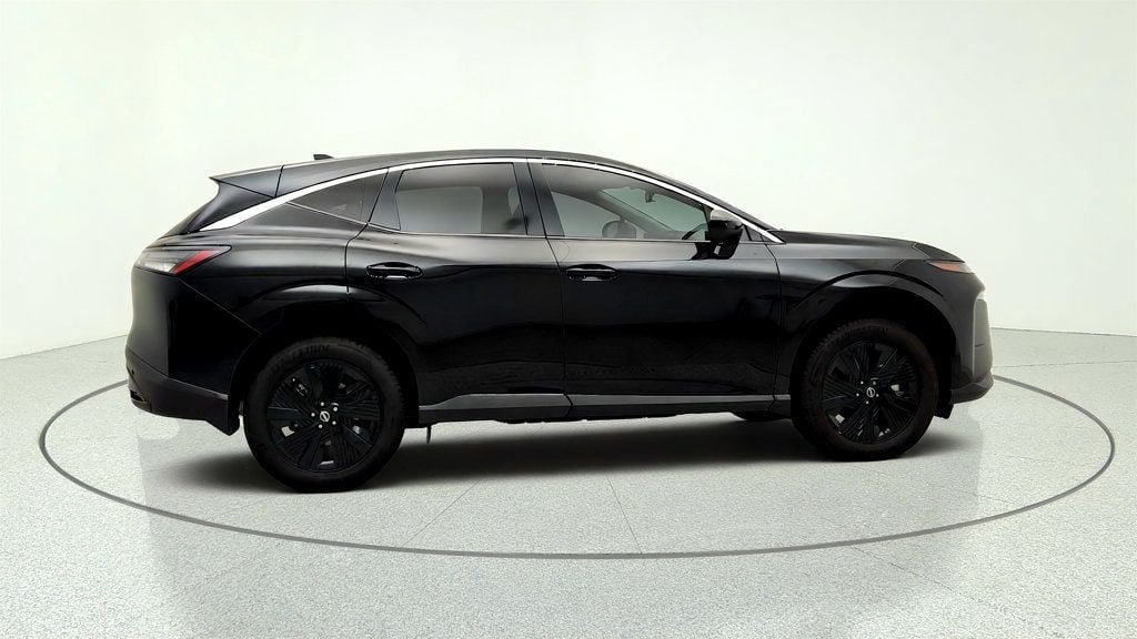 Used 2025 Nissan Murano SV AWD/4WD image 4