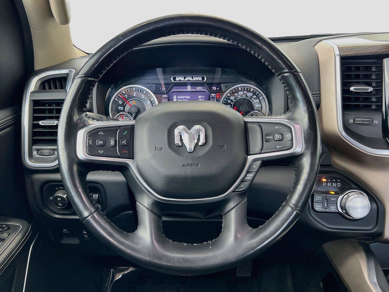 Used 2020 RAM 1500 Laramie AWD/4WD image 17