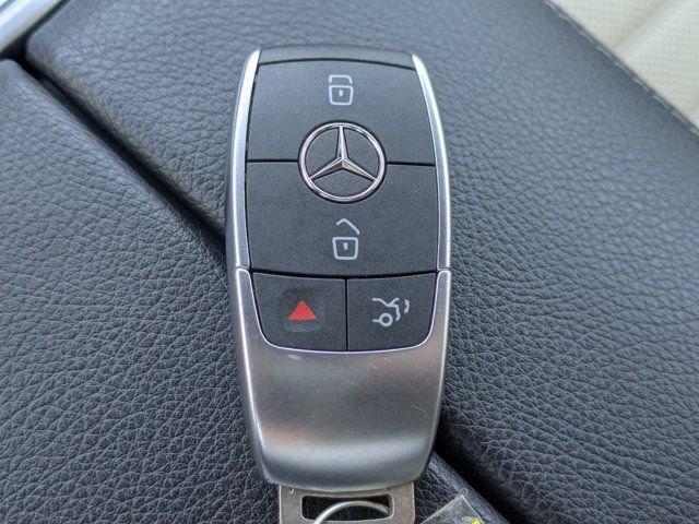 Used 2022 Mercedes-Benz C 43 AMG 4MATIC Cabriolet image 20