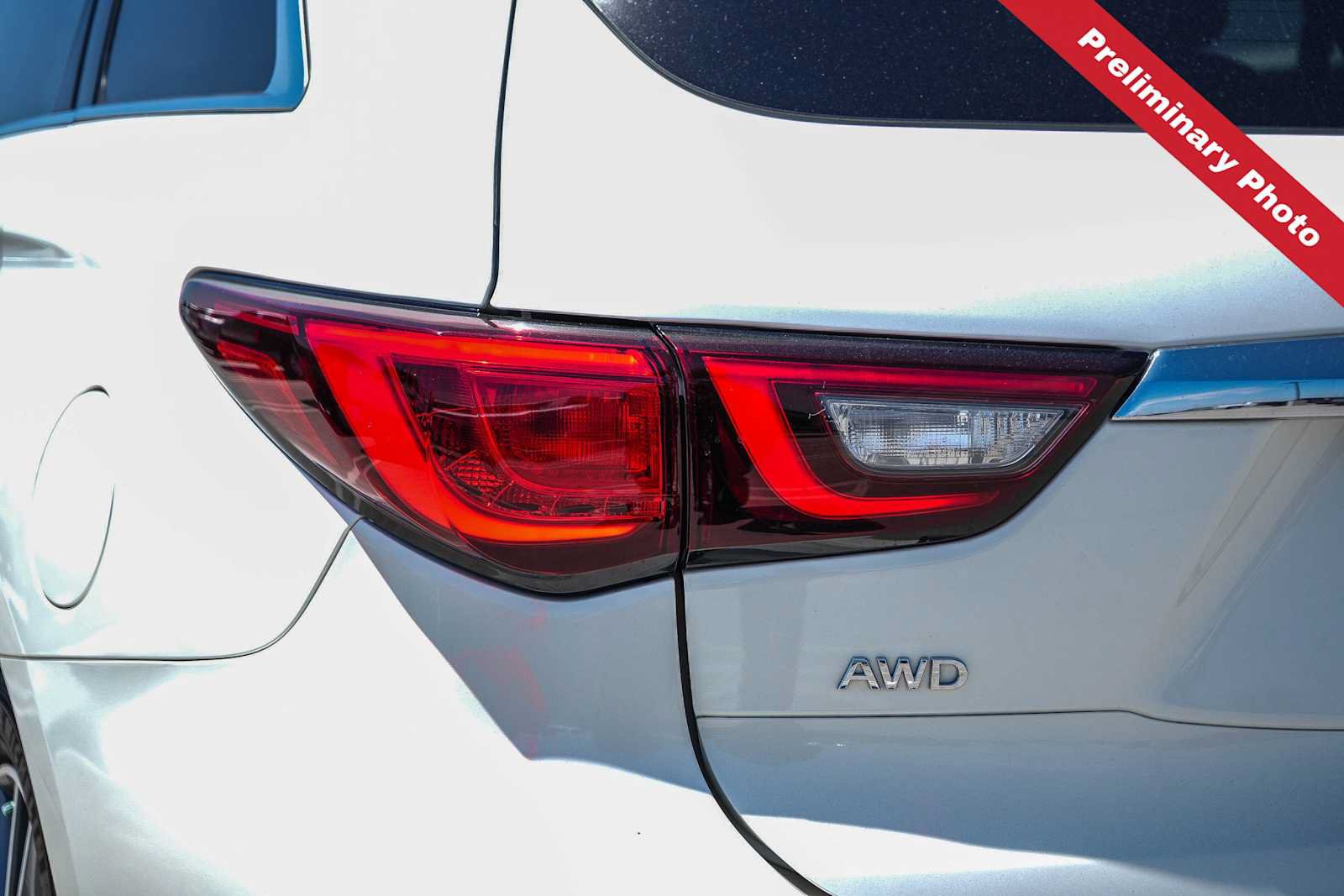 Used 2019 INFINITI QX60 Luxe w/ Sensory Package AWD/4WD image 9