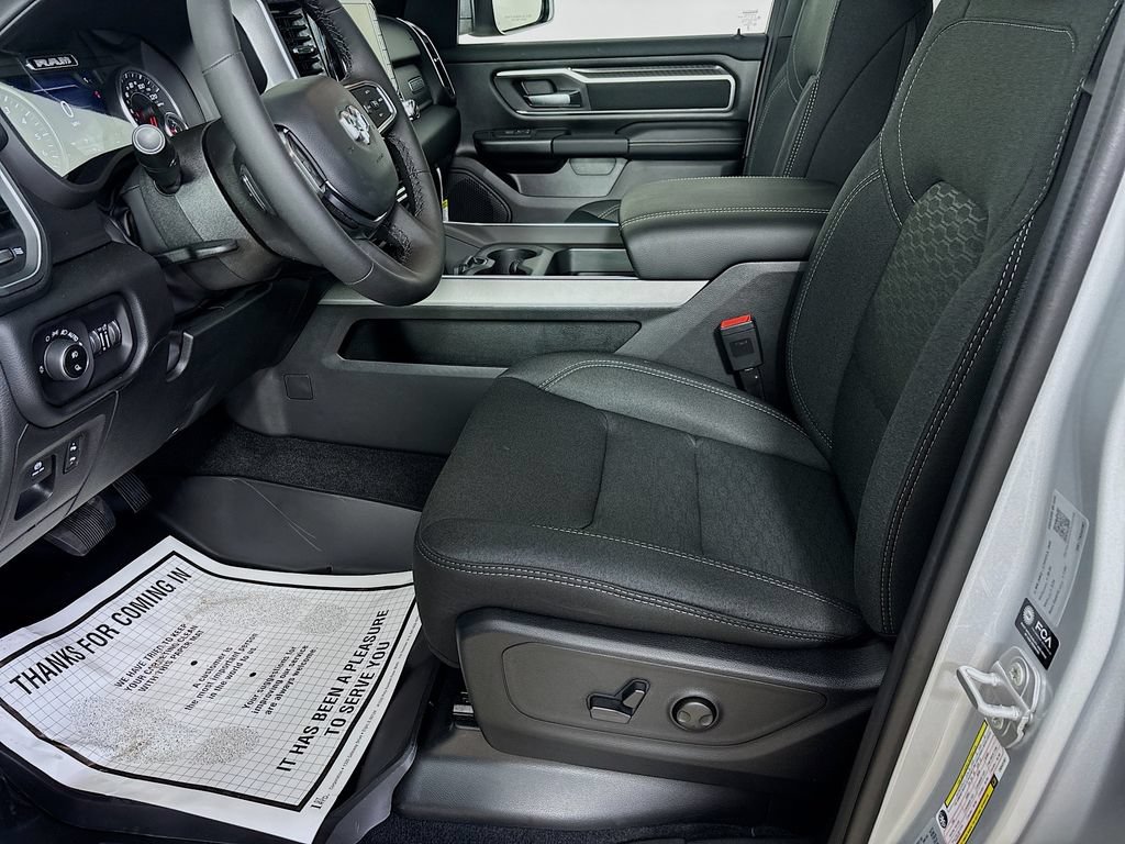 New 2026 RAM 1500 Big Horn AWD/4WD image 21