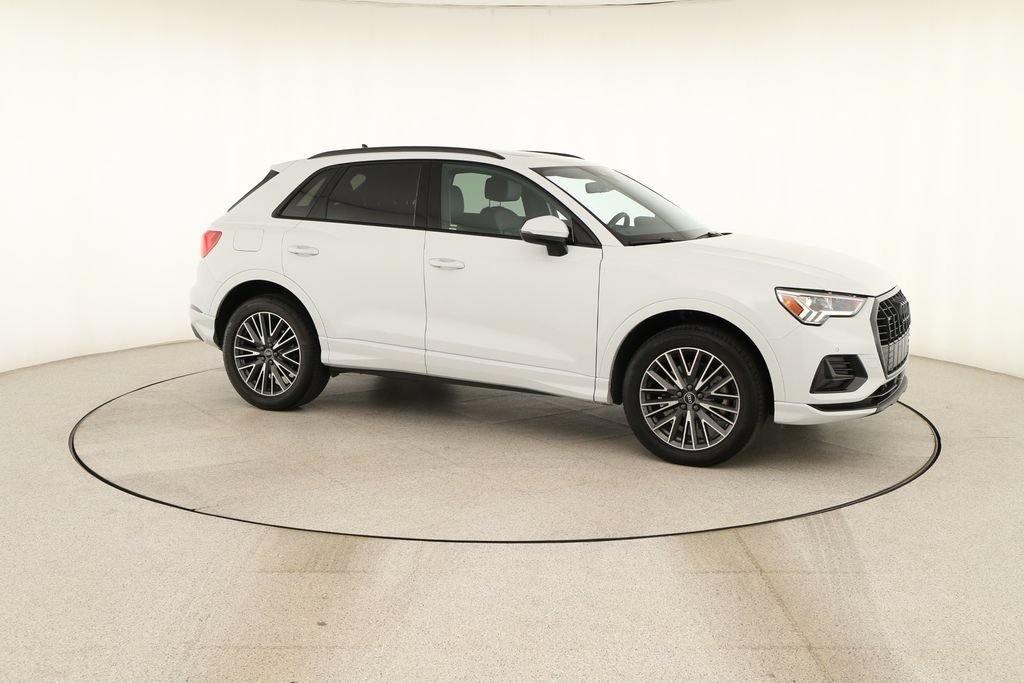 Certified 2023 Audi Q3 2.0T Premium w/ Convenience Package AWD/4WD image 9